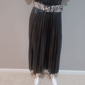Pinky Otto New York black pleated faux leather pleated maxi skirt O/S